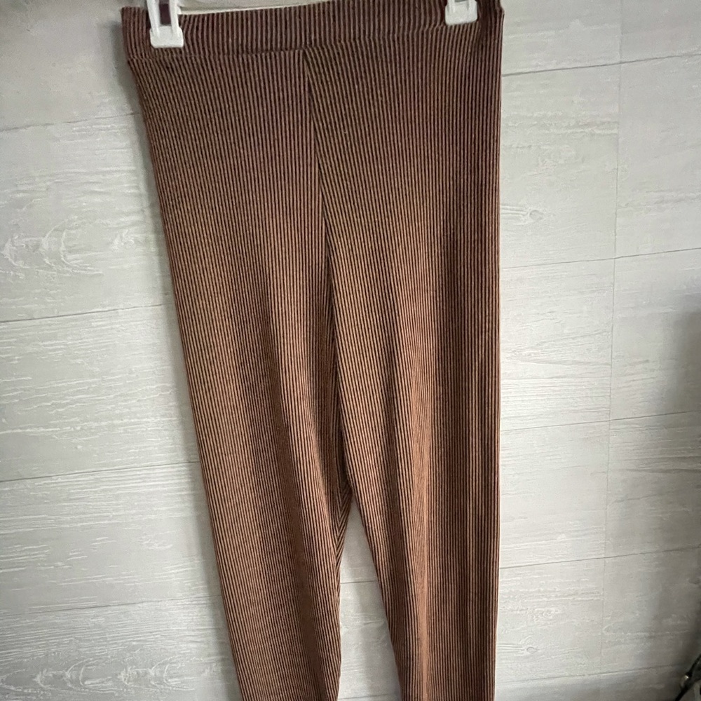 Super trendy brown pants
